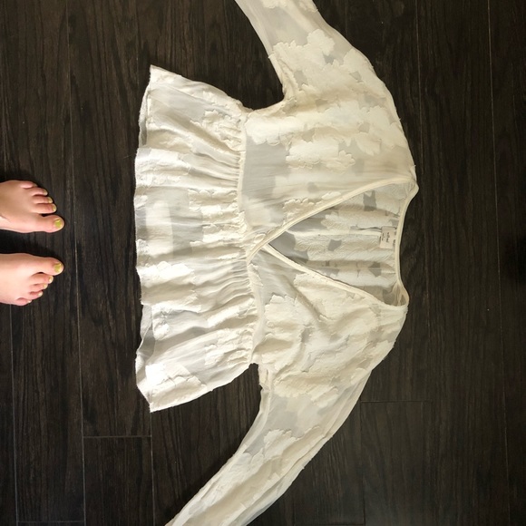 White Peplum Lace Blouse - Picture 4 of 7